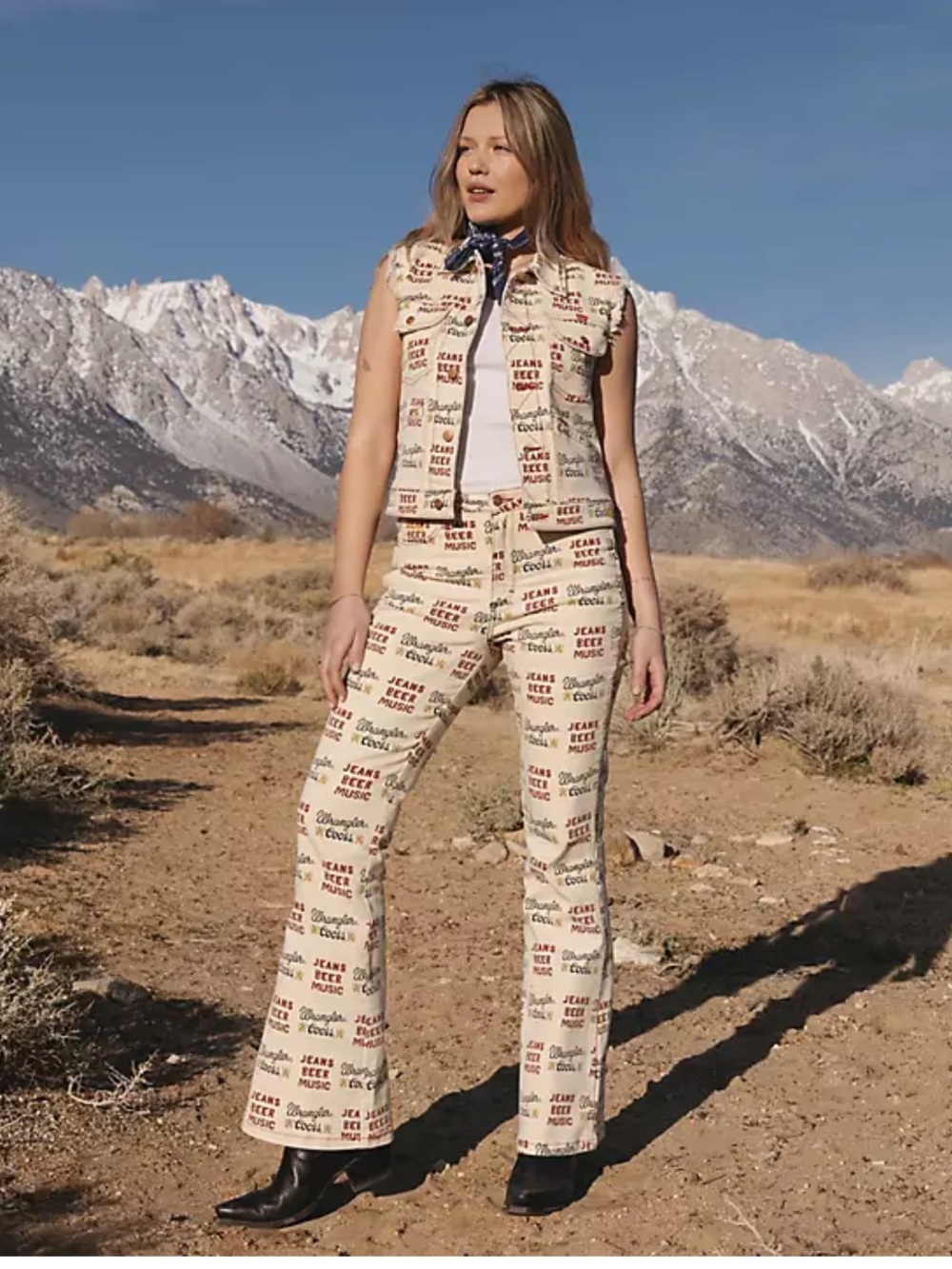 NWT Wrangler x Coors Women's Printed Bailey Flare Jeans